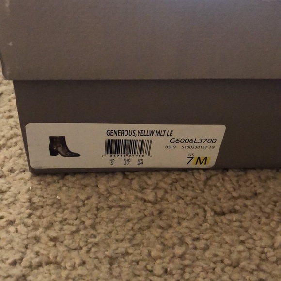 Franco Sarto chunky heel ankle boots - Picture 4 of 4